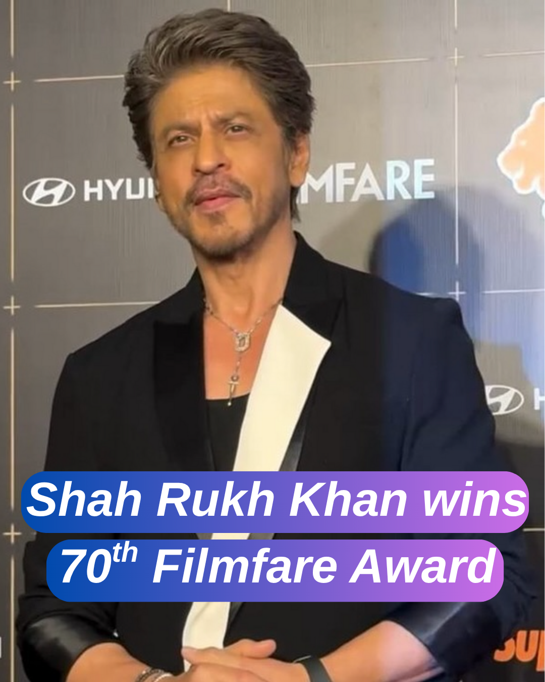 Shah Rukh Khan receives the 70th Filmfare award in Ahmedabad